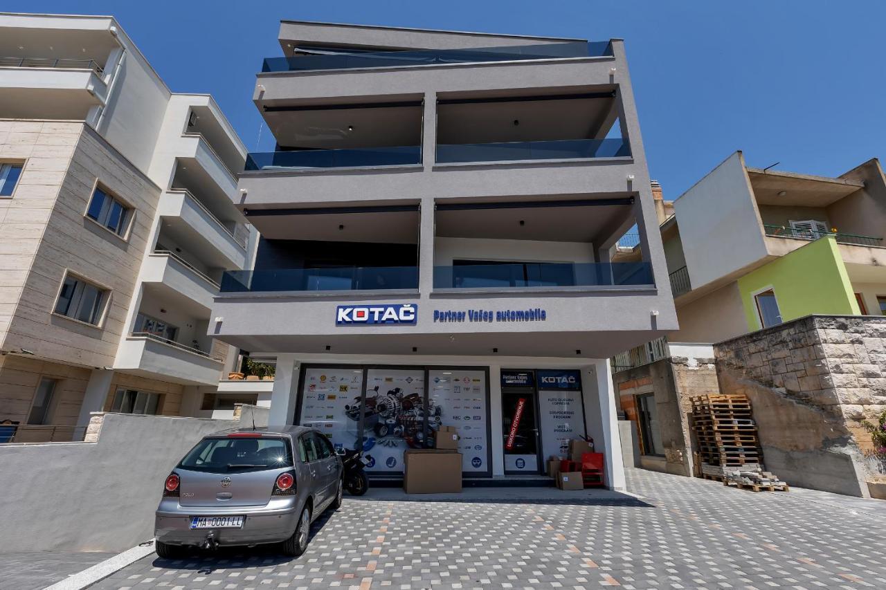 Lux Apartment Dolce Vita - Private Hottub Makarska Exteriör bild