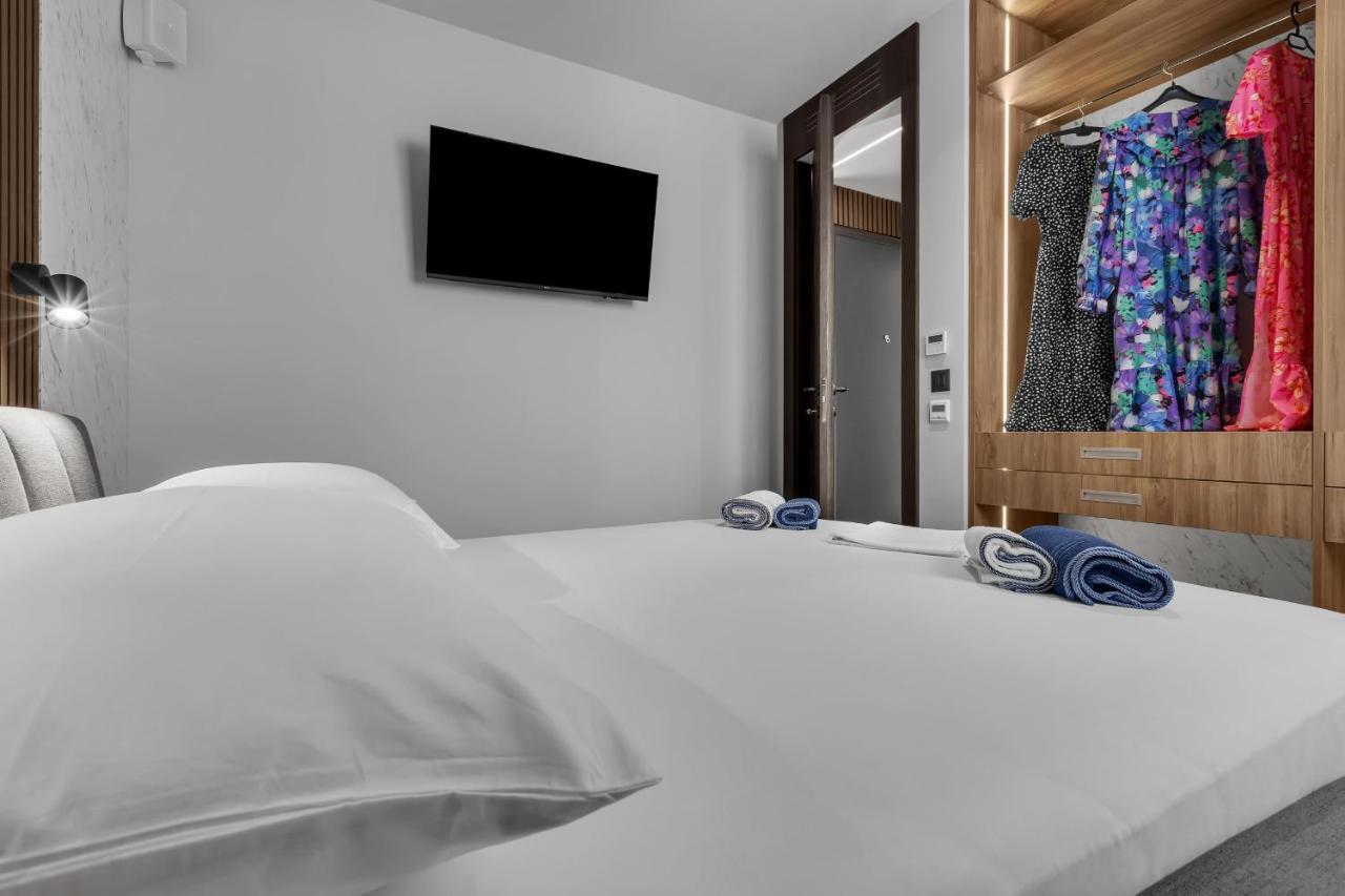 Lux Apartment Dolce Vita - Private Hottub Makarska Exteriör bild