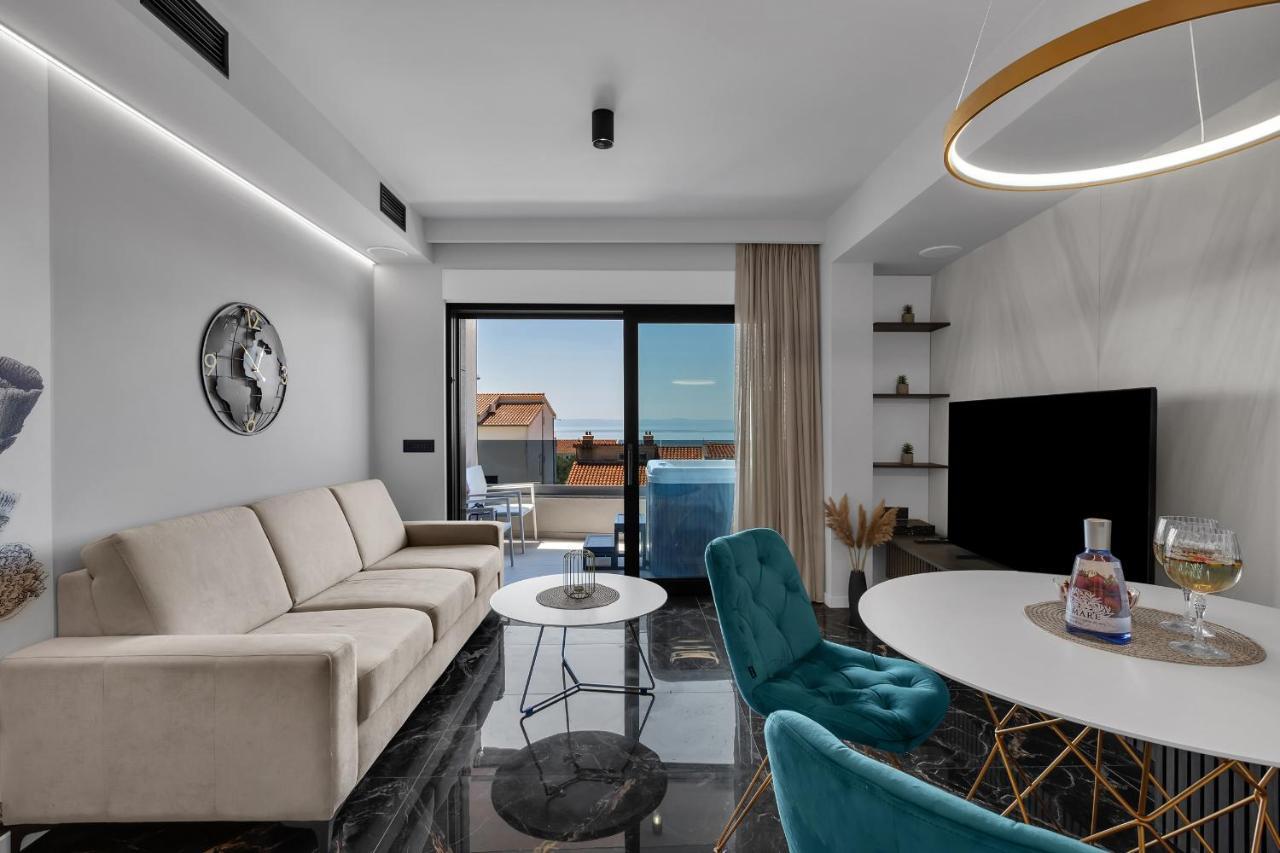 Lux Apartment Dolce Vita - Private Hottub Makarska Exteriör bild