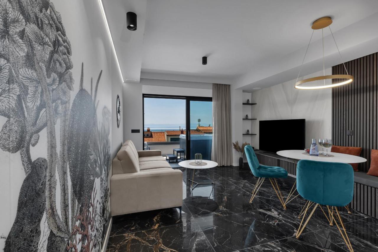 Lux Apartment Dolce Vita - Private Hottub Makarska Exteriör bild
