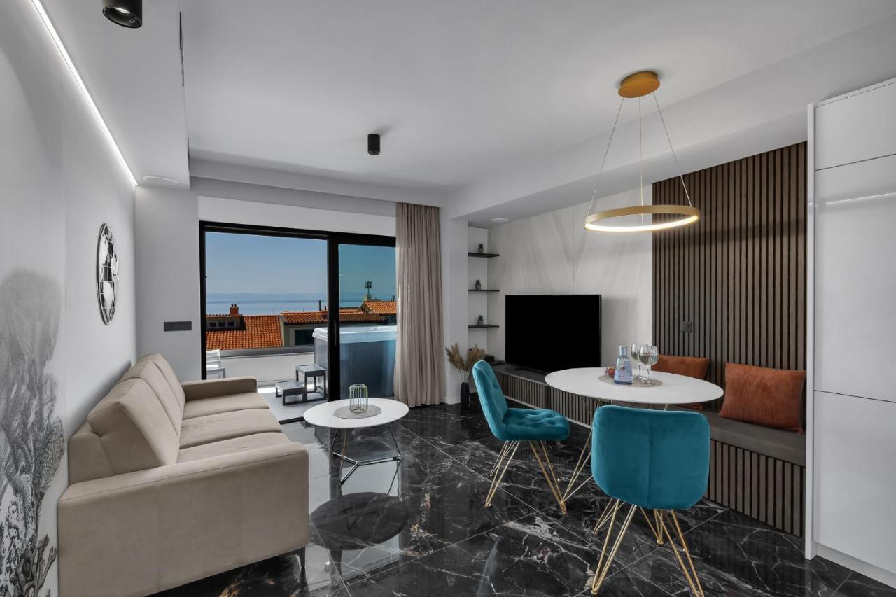 Lux Apartment Dolce Vita - Private Hottub Makarska Exteriör bild